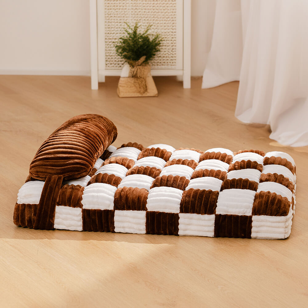 Handgefertigtes Plüsch-Schachbrett-Hundebett mit orthopädischer Unterstützung und Kissen